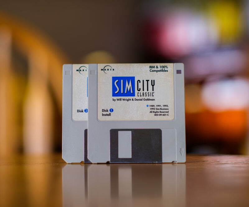 Windows 95 сделала все возможное, чтобы обеспечить совместимость SimCity и других игр