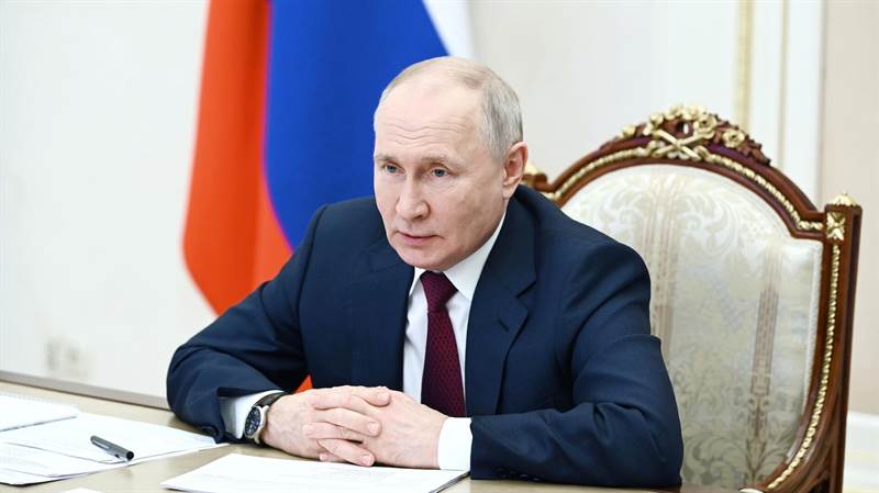 Опрос ВЦИОМ: одобрение деятельности Владимира Путина снизилось за неделю