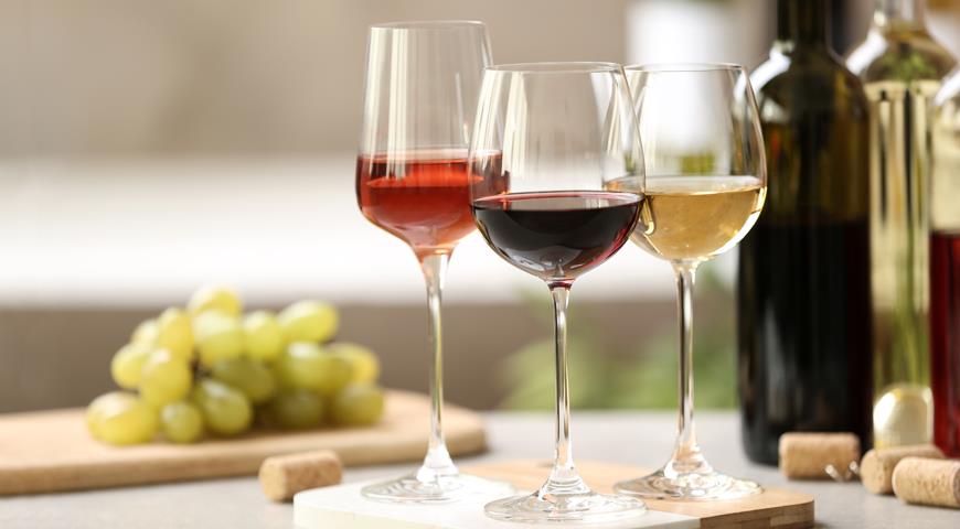 В Минэкономразвития предложили увеличить пошлины на импортные вина в 1,5 раза. К чему это может привести?